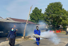 Cegah DBD, Bidokkes Polda Babel Fogging Polresta Pangkalpinang