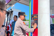 Kapolresta Pangkalpinang Kembali Sidak SPBU, Pasang Stiker Imbauan Cegah Penyalahgunaan BBM Subsidi