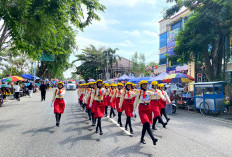 Pawai HUT ke-81 RI Tingkat Provinsi, Tim Putra-Putri SDN 28 Pangkalpinang Tampil Kompak