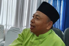 Mantan Bupati Yusroni: Sampah di Sungailiat Sangat Mengganggu, Butuh Strategi dari Rumah Tangga