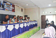 Reses DPRD Beltim di Selingsing, Warga Minta Jalan Sekolah Jadi Prioritas Meski Anggaran Terbatas