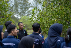 Dialog Kaum Muda Gelorakan Gerakan Lindungi Pesisir di Pantai Batu Ampar   